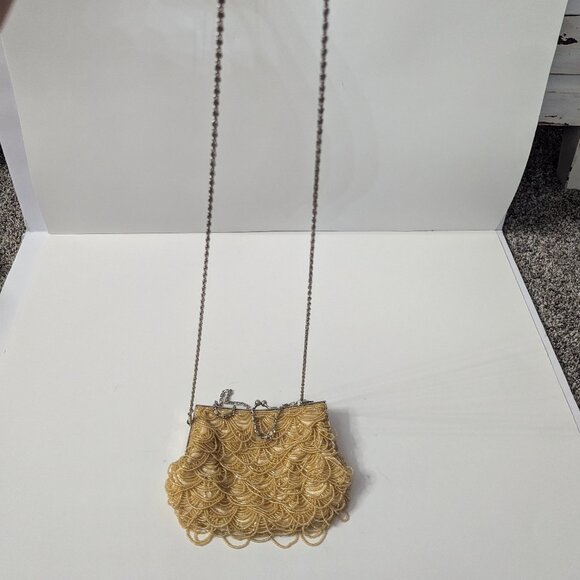 Excellent condition vintage 1960s gold scalloped beaded purse - Picture 6 of 16